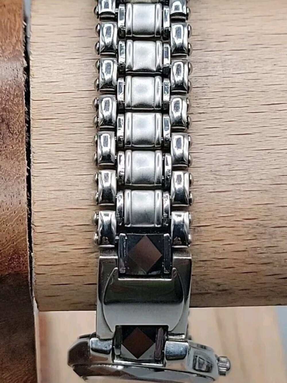 Rado DiaStar Swiss Women’s Watch 111.0358.3 Ceramic Diamond Markers Date - Picture 9 of 16